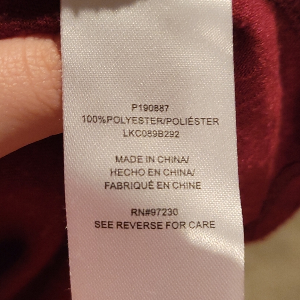 Red button up - Picture 6 of 7